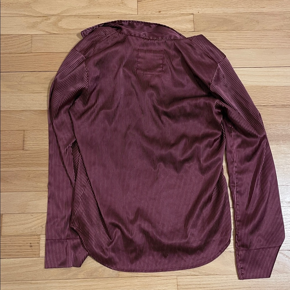 Victoria's Secret Burgundy and Pink Striped Satin Pajamas
Size medium - Picture 6 of 9